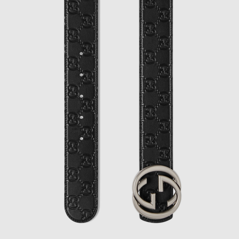 GUCCI Reversible belt with Interlocking G buckle outlook