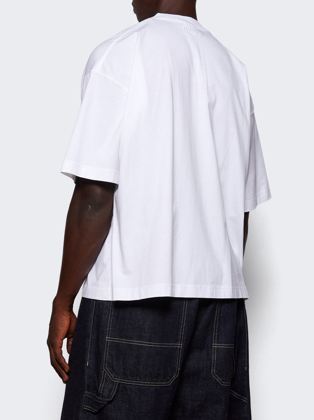 Bats Logo Regular Tee White - 4