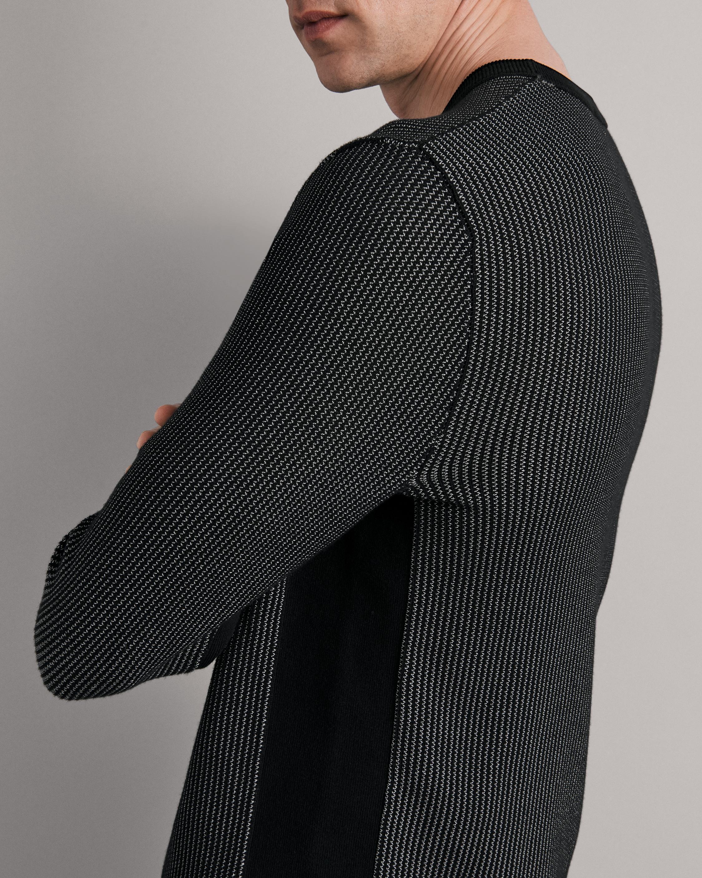 Harvey Cotton Blend Crew
Classic Fit Sweater - 6