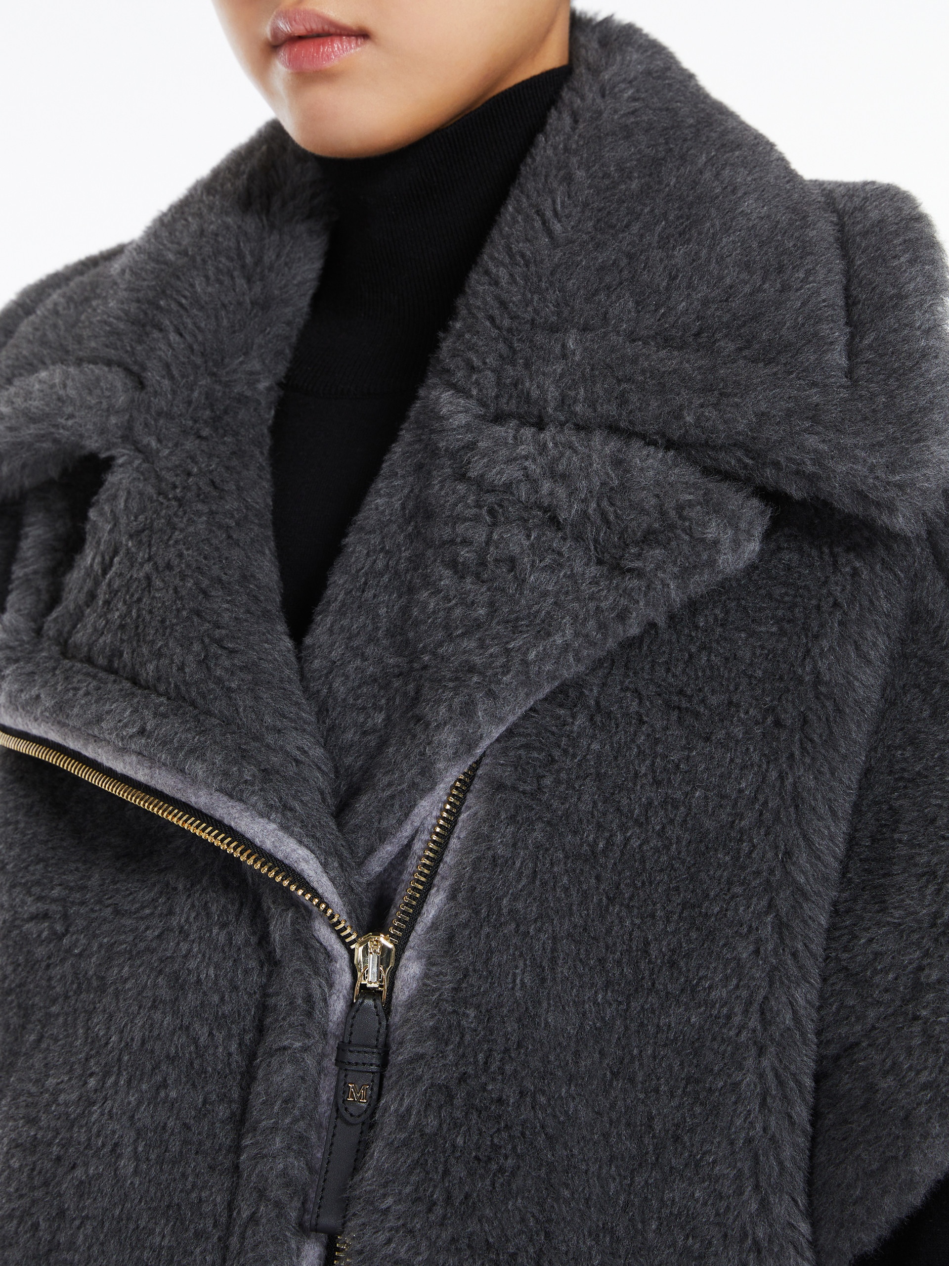 ポンチョ・ケープ Max Mara Biker-Style Wool Cape Max Mara NEWMANTO2 Biker jacket cape in wool and alpaca