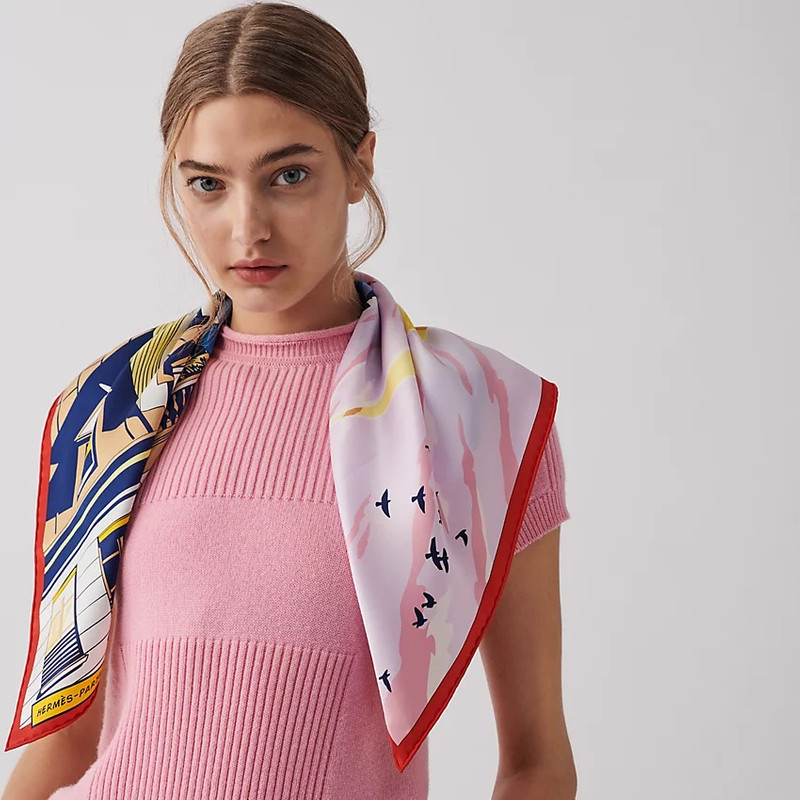 Hermès Minuit au Faubourg scarf 70 outlook