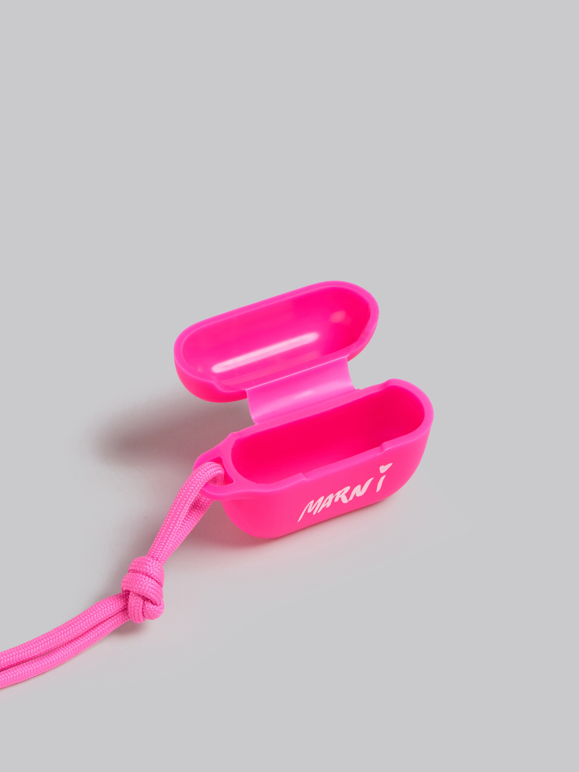 FUCHSIA GUMMY AIRPODS CASE - 3