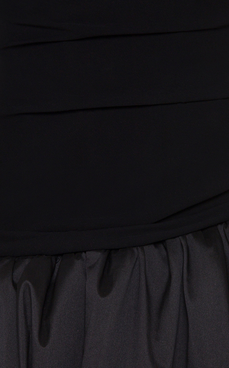 Off-The-Shoulder Crepe & Taffeta Gown black 4