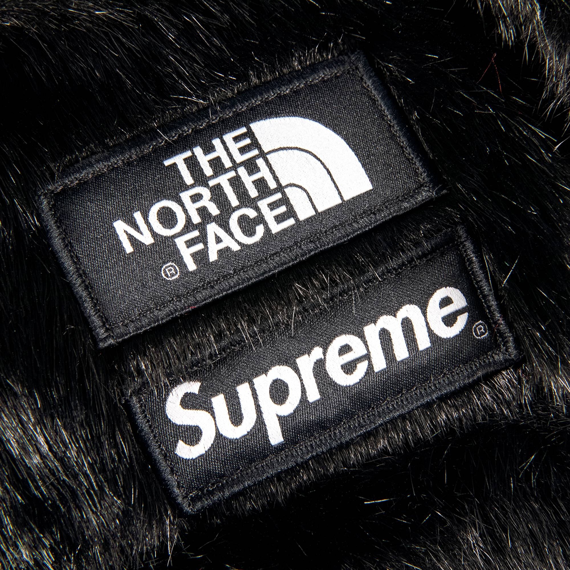 Supreme x The North Face Faux Fur Waist Bag 'Black' - 3