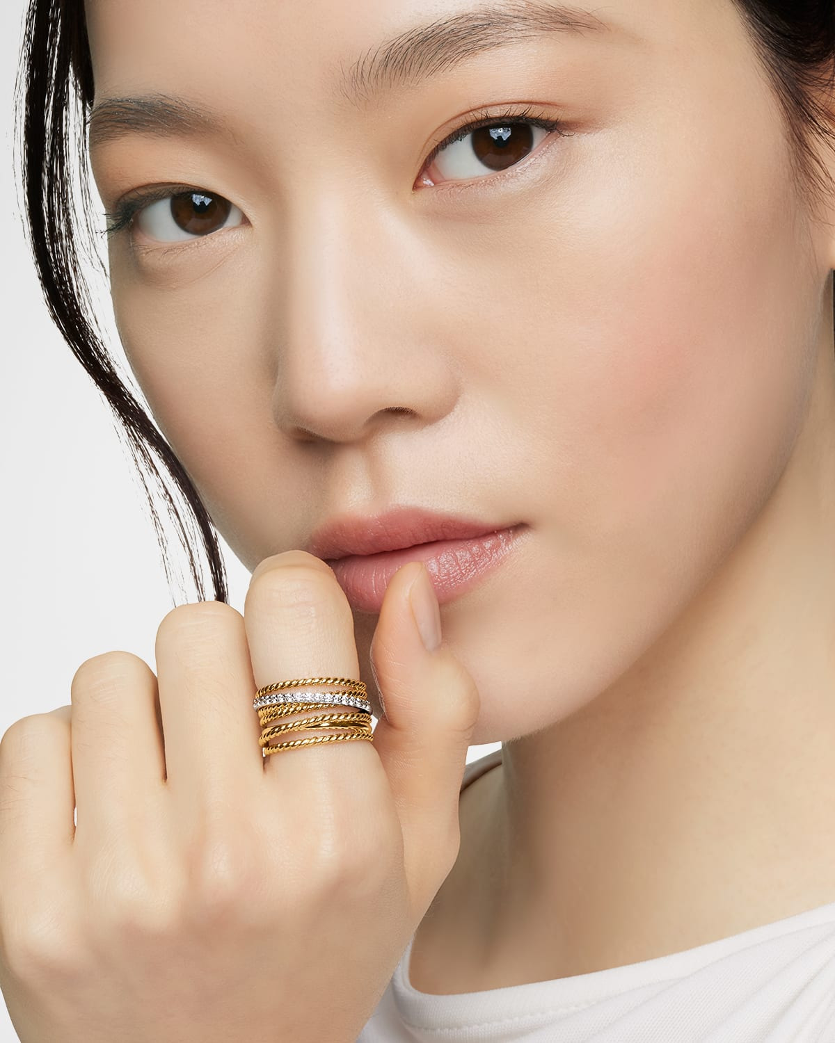 Crossover Wide Ring with Diamonds in Gold - 6