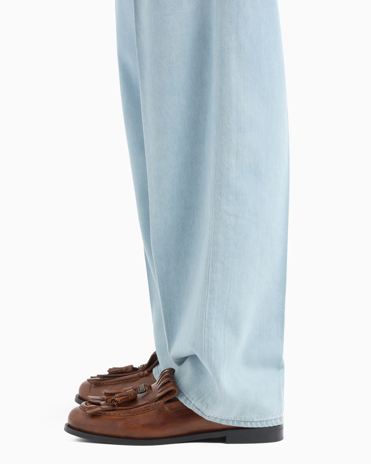 J74 LOOSE FIT DENIM JEANS IN A SOFT TOUCH LYOCELL BLEND - 5