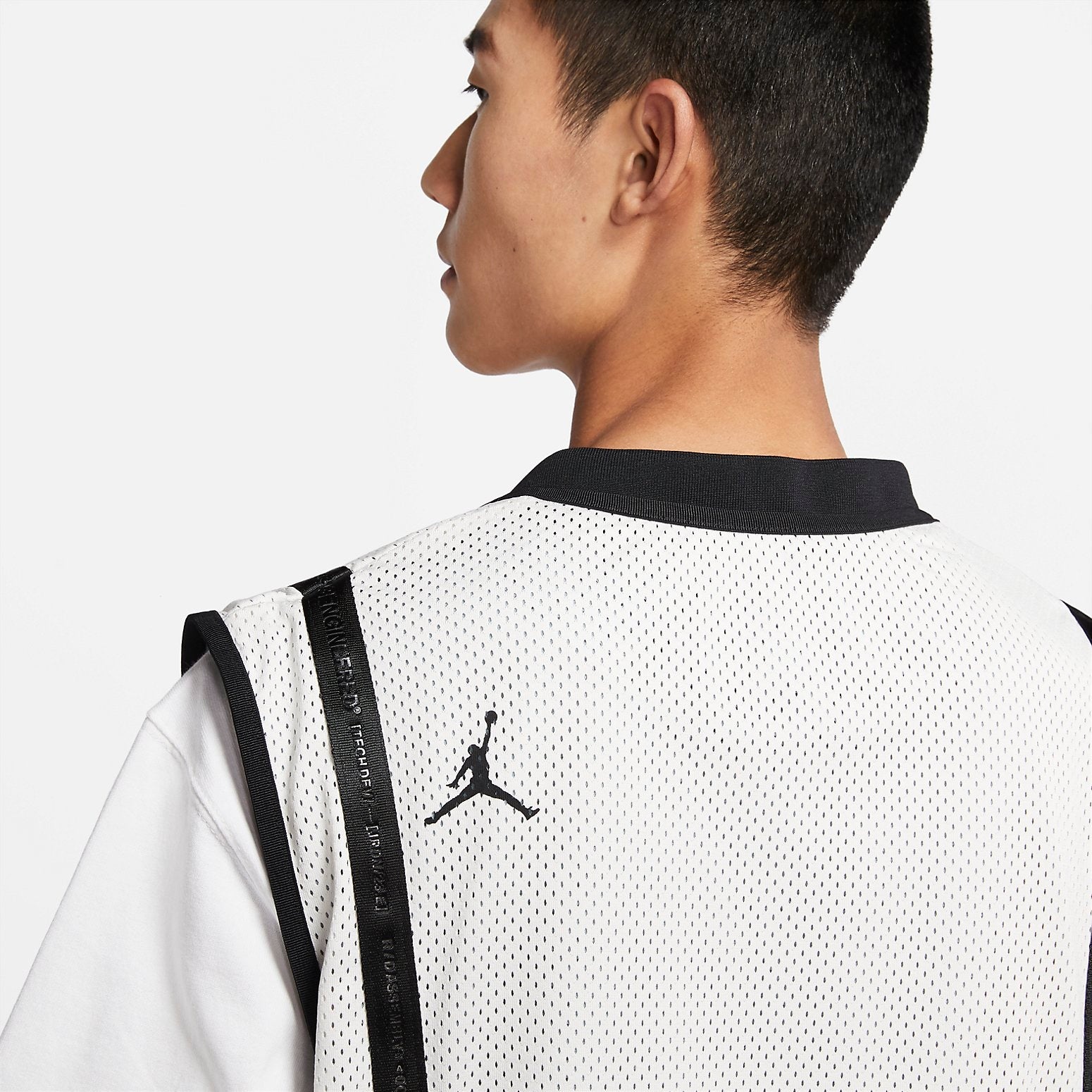 Air Jordan 23 Engineered Utility Cargo Vest 'White Blue' DM1387-030 - 4