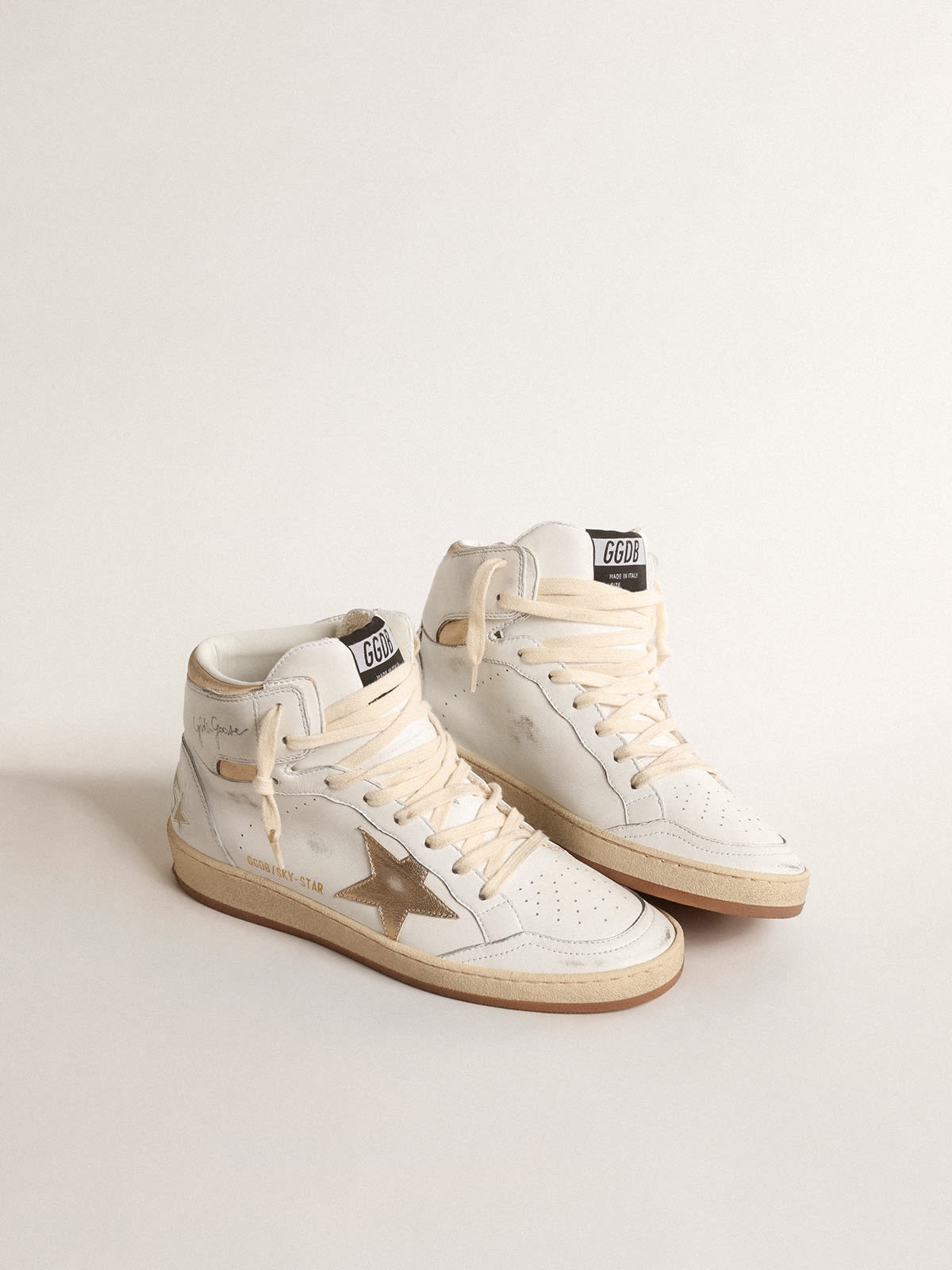 Sky-Star in white nappa leather with gold metallic leather star and heel tab - 2