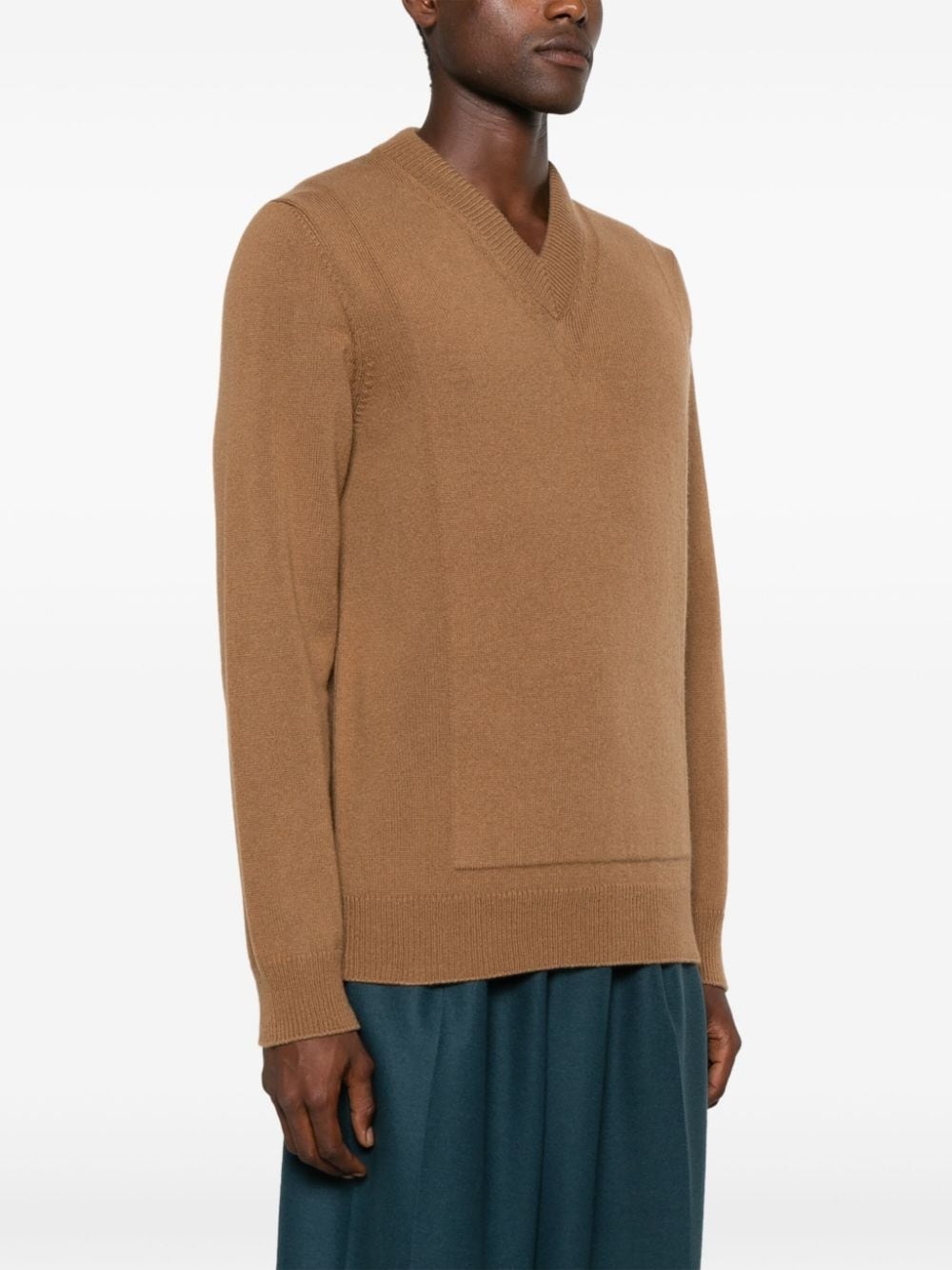 V-neck ribbed-knit jumper - 3