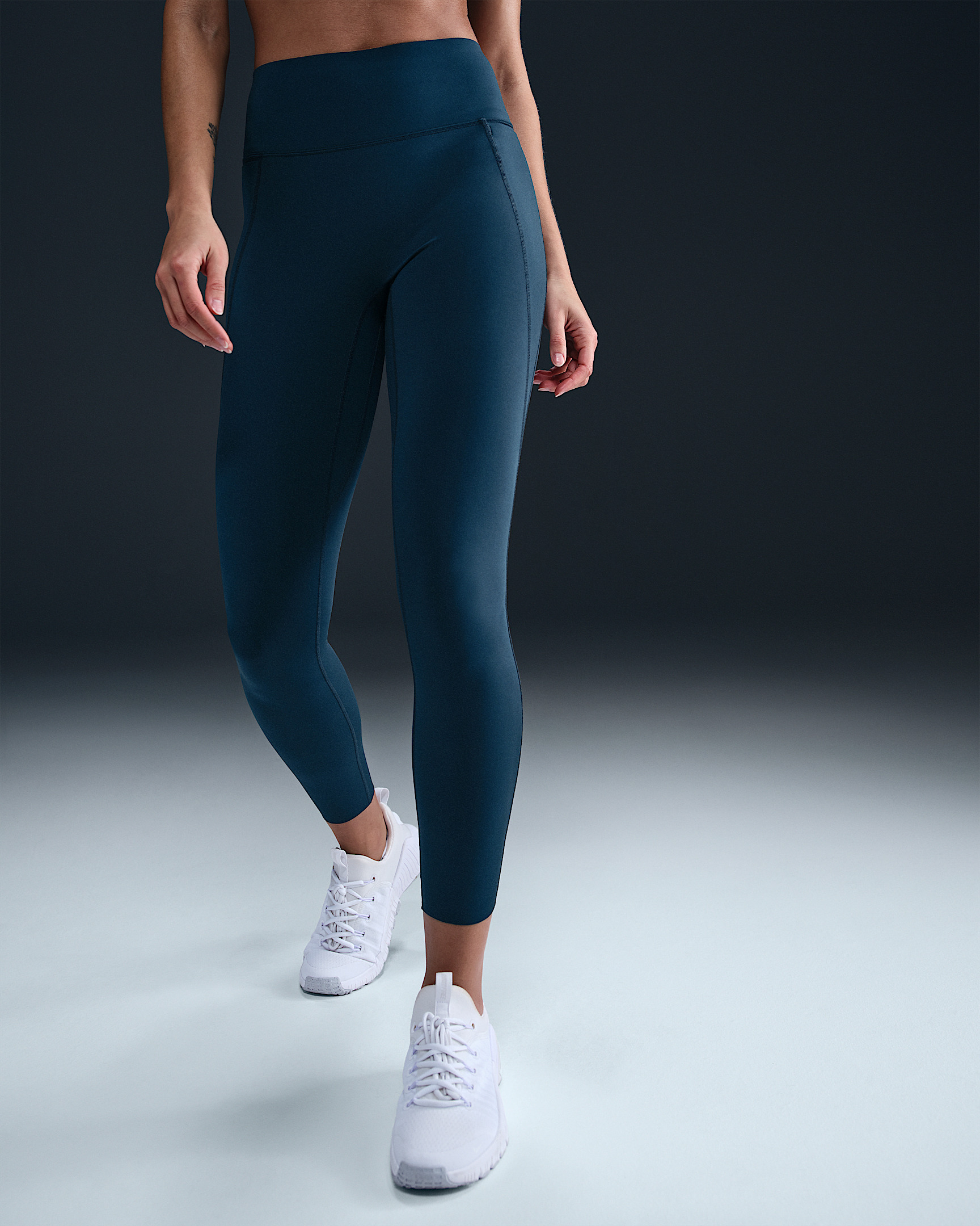 Nike Universa Women's Medium-Support High-Waisted 7/8 Leggings with Pockets - 2
