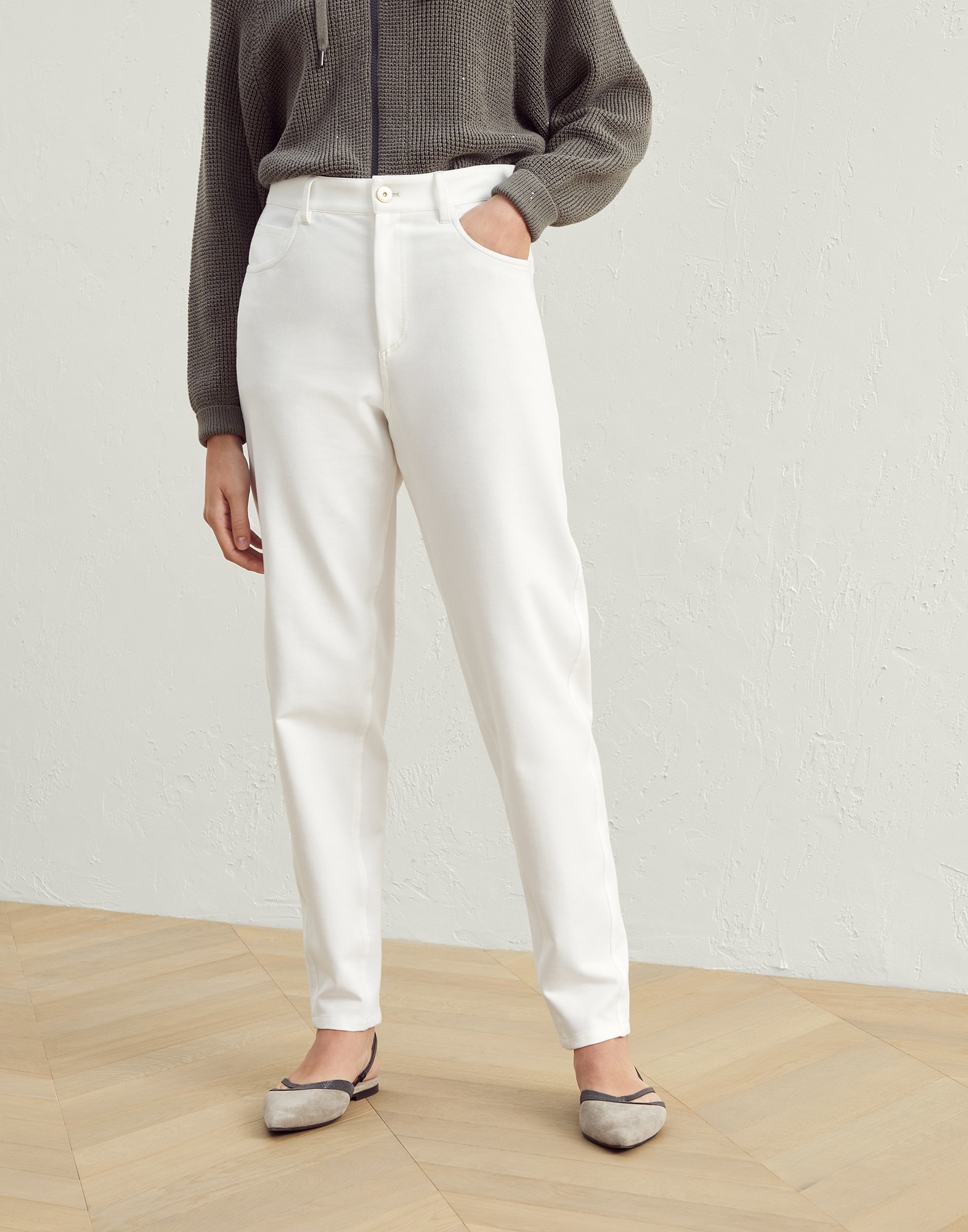 Stretch cotton couture interlock five-pocket curved trousers with shiny tab - 1