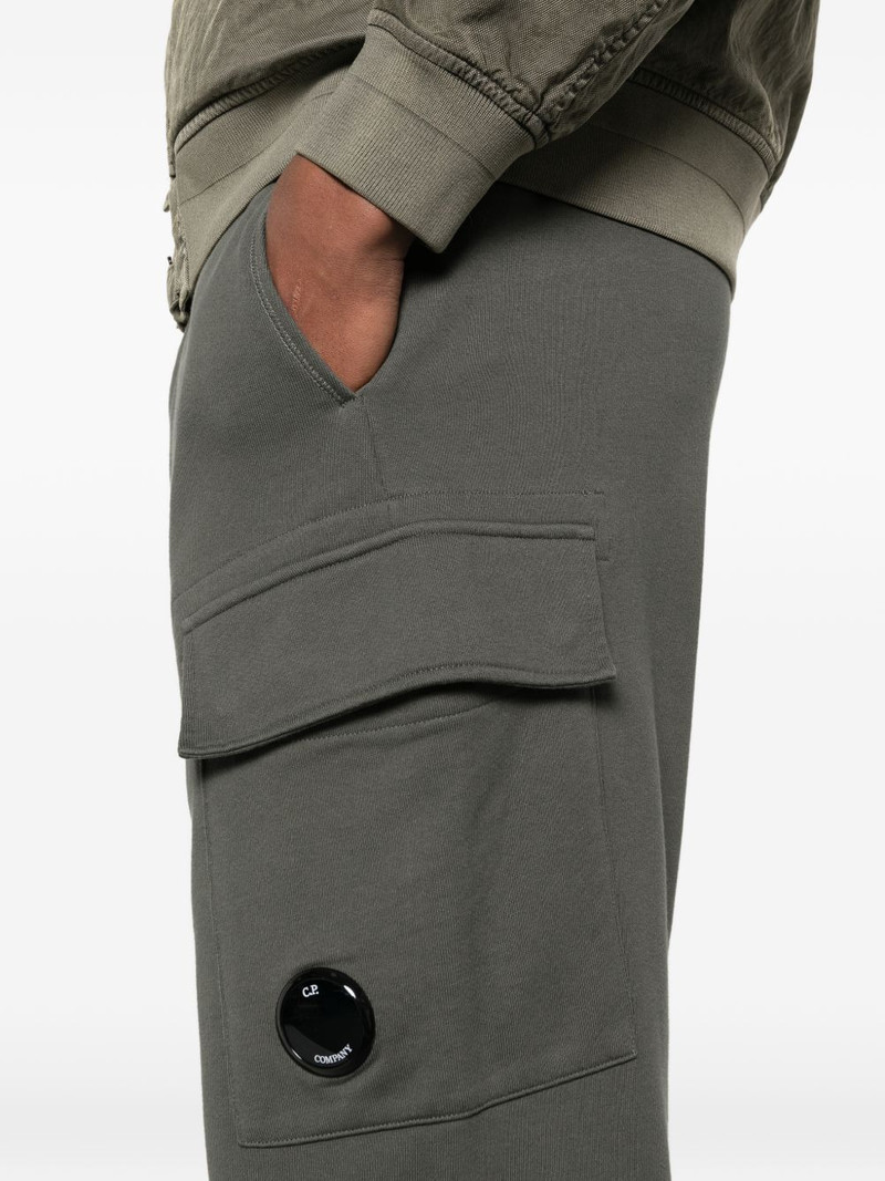 cargo-pocket trousers 5