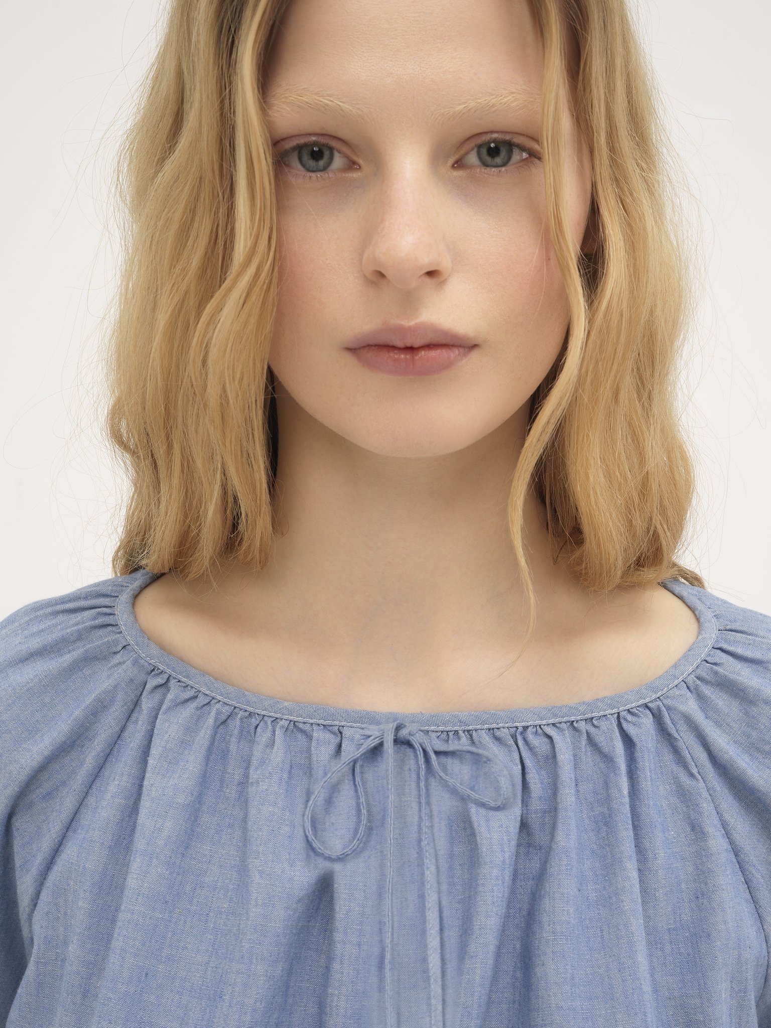 OFF-THE-SHOULDER WOMEN'S BLOUSE - 8