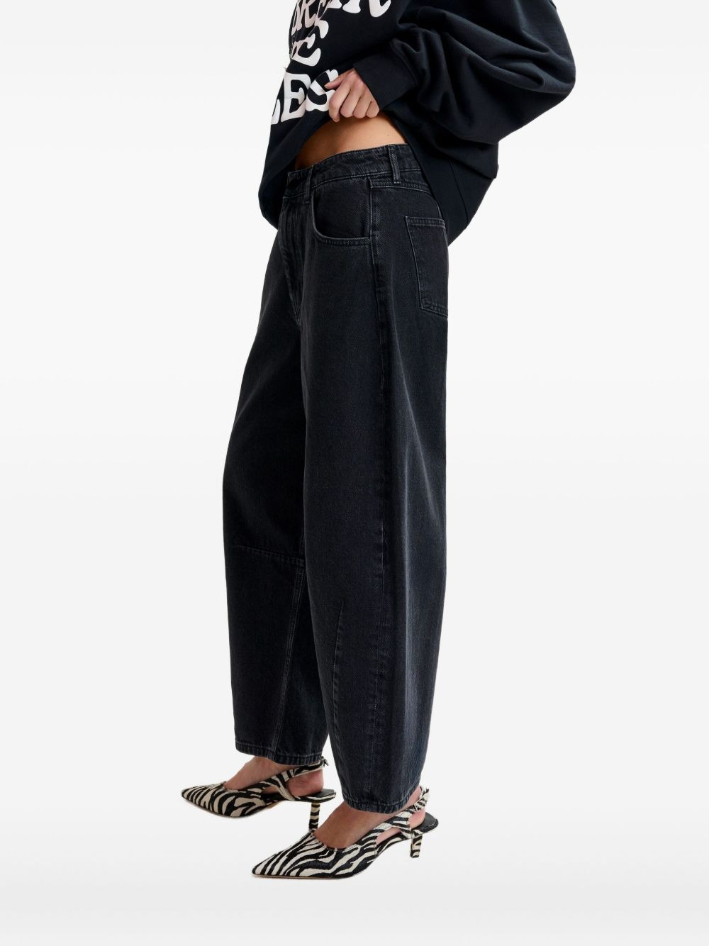 twisted-seam cotton barrel-leg jeans - 5