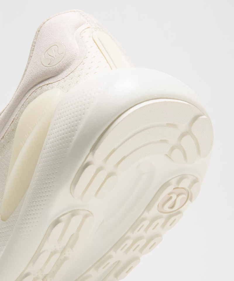 Women's Beyondfeel Running Shoe 9