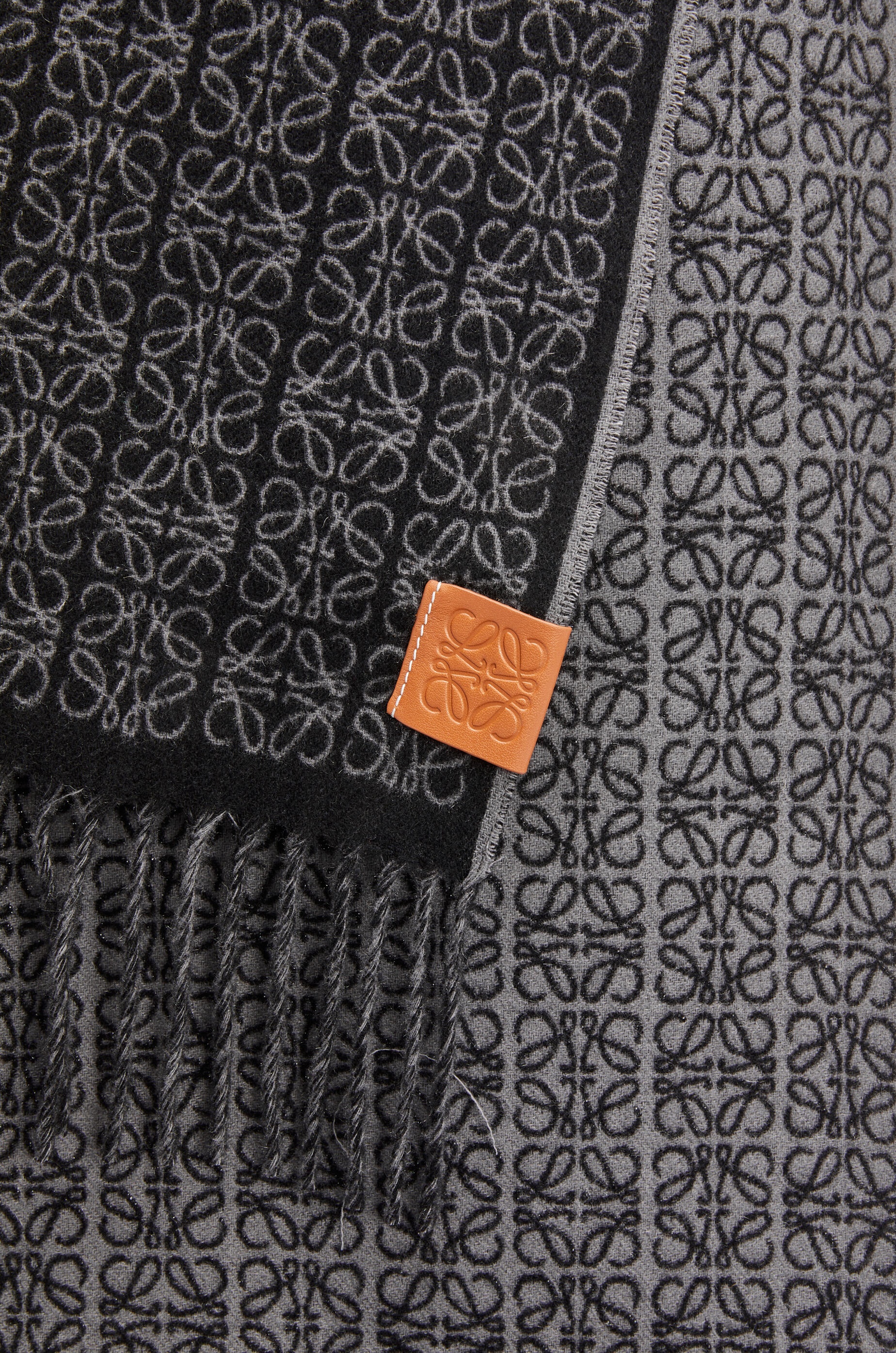 Anagram scarf in cashmere - 5