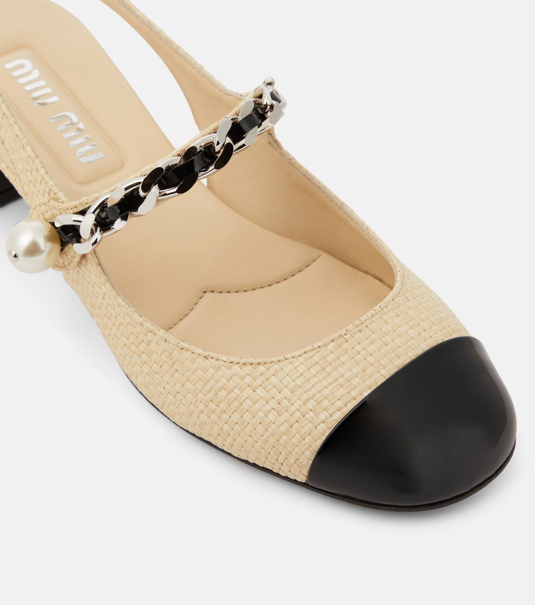 Leather-trimmed raffia slingback pumps - 6