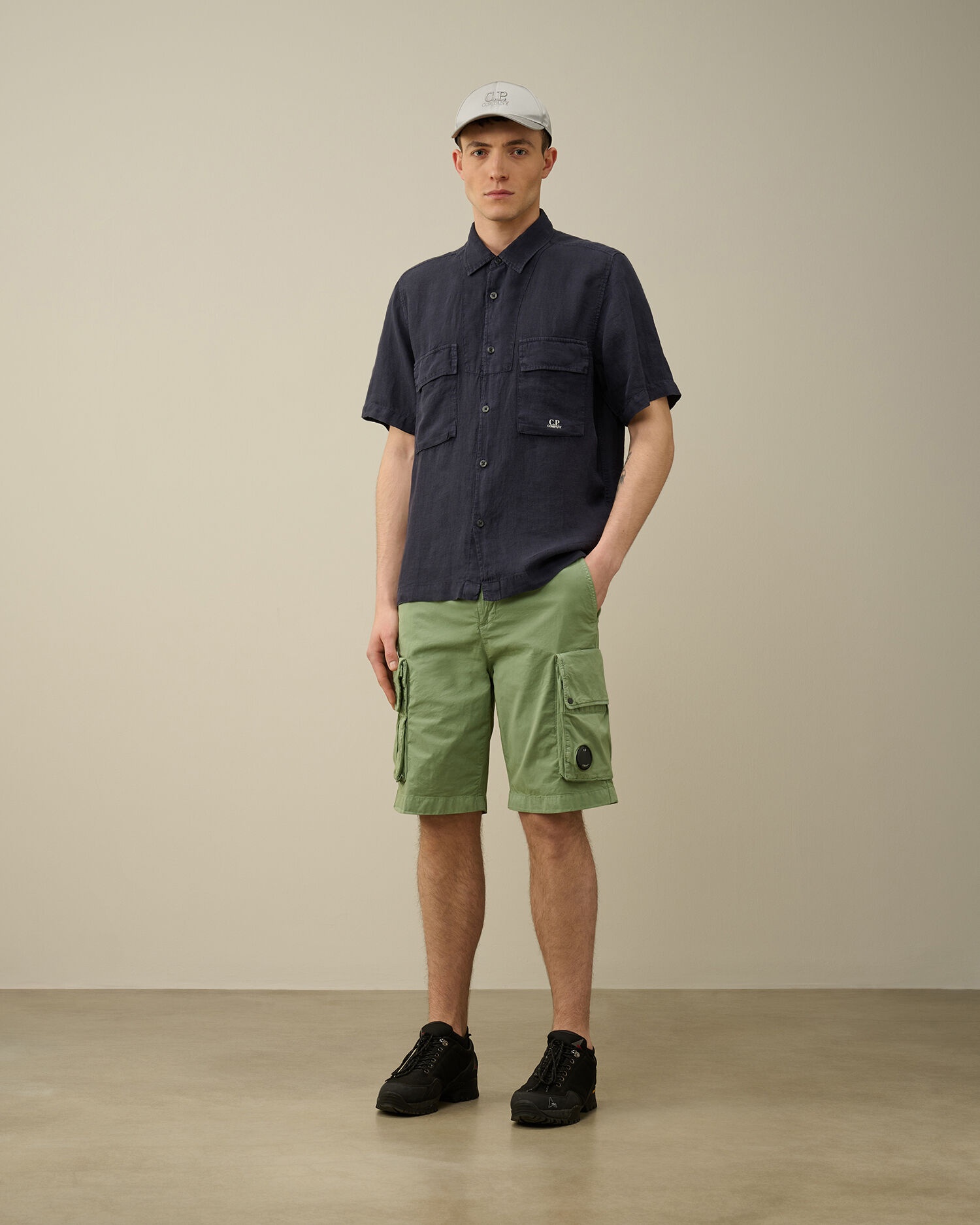 Linen Short Sleeved Shirt - 6
