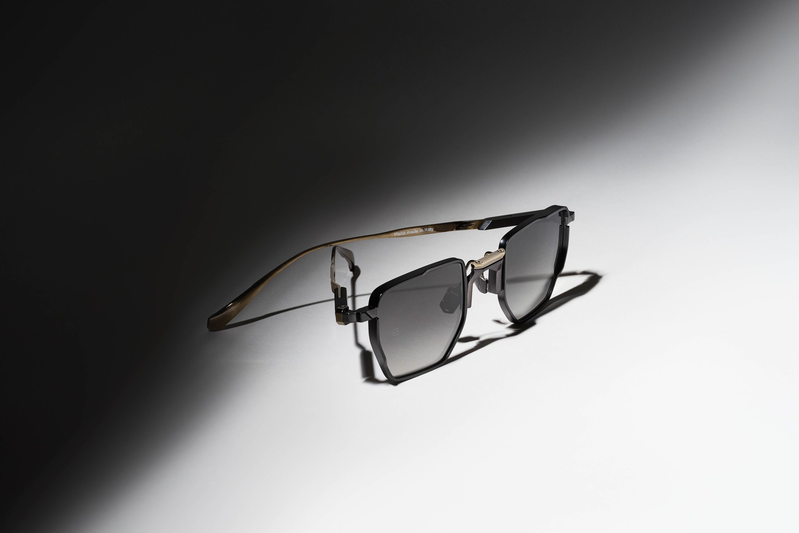MOVITRA - Movitra – TN 02 A Dark Gun with Gradient Grey Lenses – Limited Edition - 4