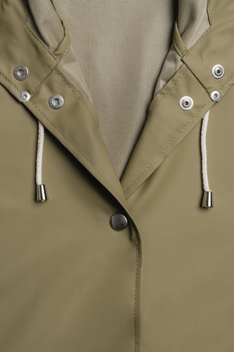 Stutterheim Mosebacke Lightweight Raincoat Aloe outlook