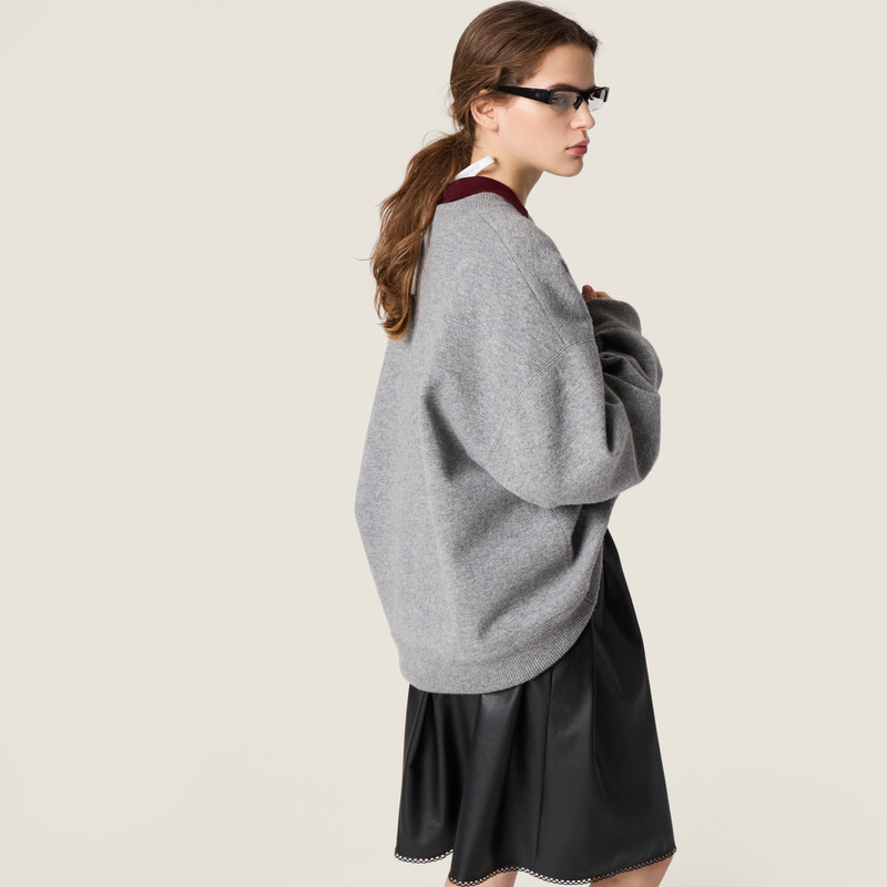 Cashmere and jersey V-neck sweater 5