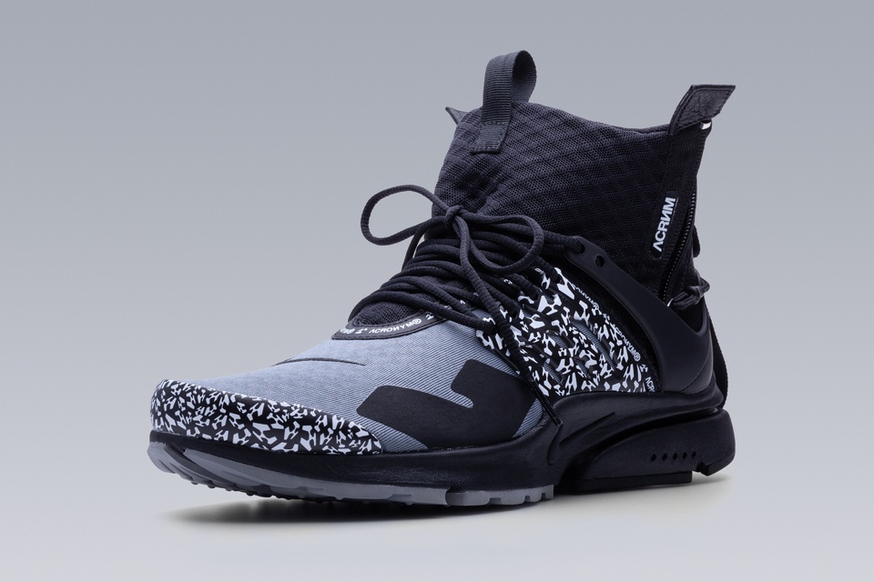 APM2-001 Nike® Air Presto Mid / Acronym® Cool Grey/Black/Black - 24