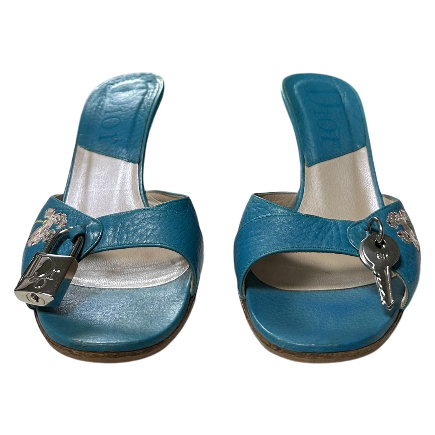 CHRISTIAN DIOR Fall Winter 2003 Lock and Key Embroidered Sandals - 2