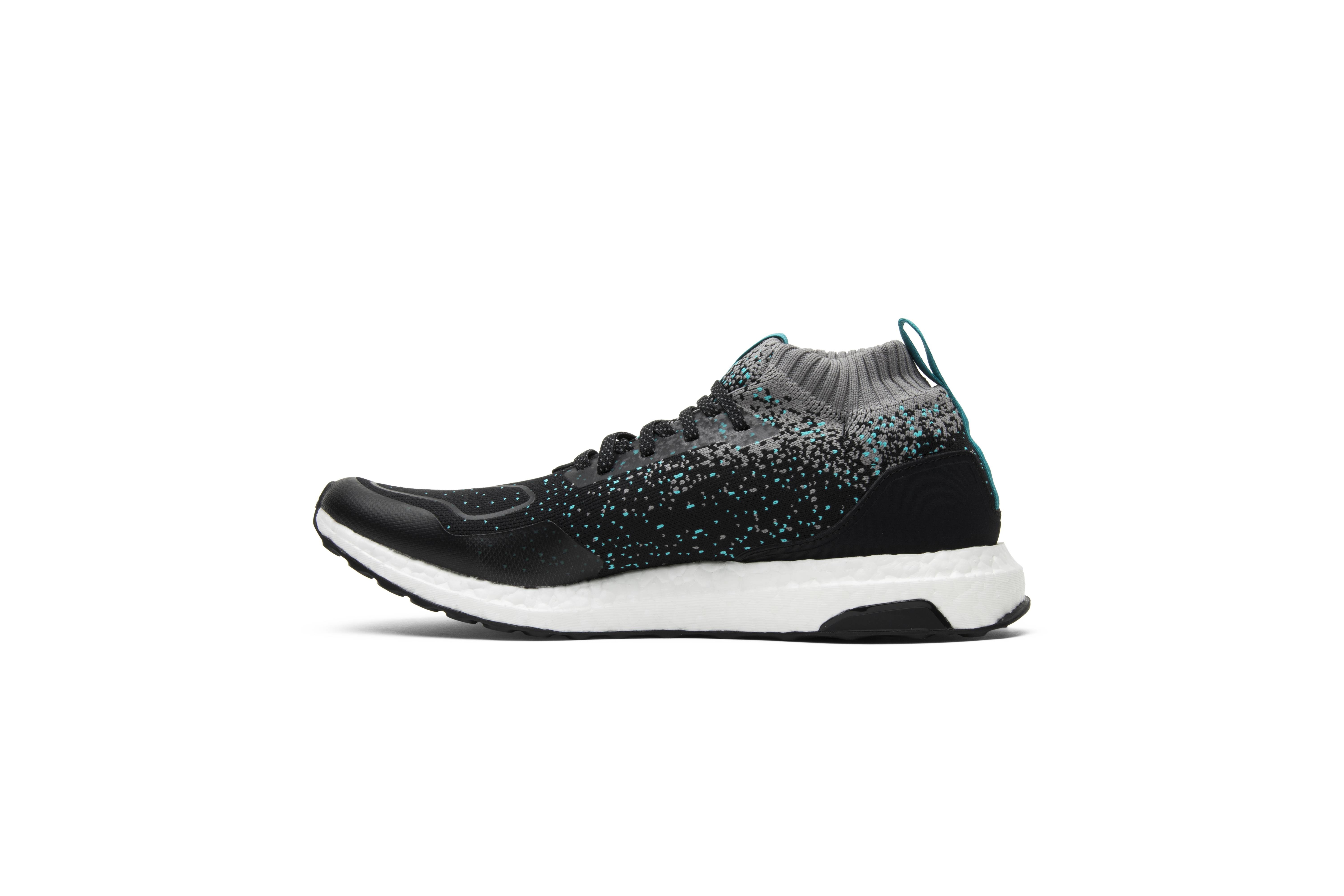 Solebox x Packer Shoes x UltraBoost Mid 'Core Black Energy Blue' - 3