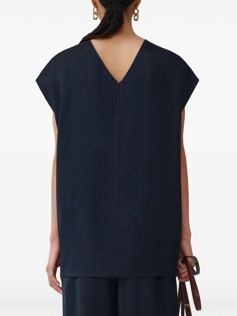 stretch-design blouse 4