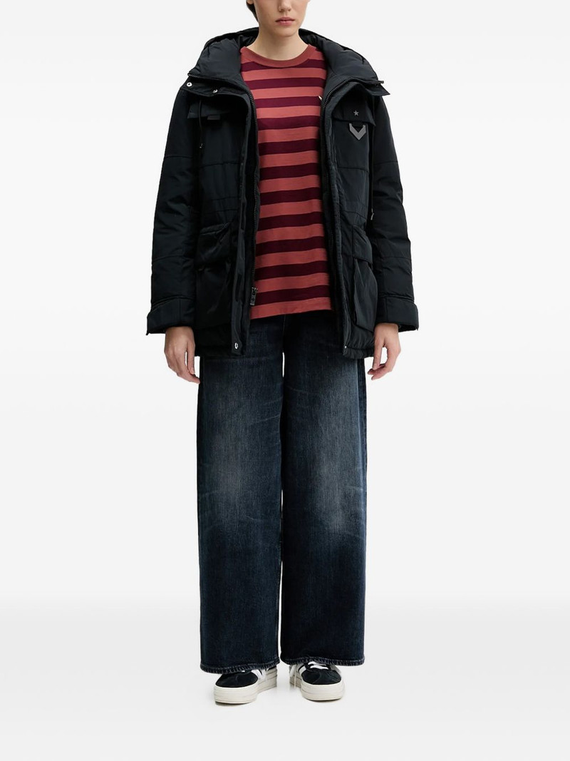 Converse hooded patch jacket outlook