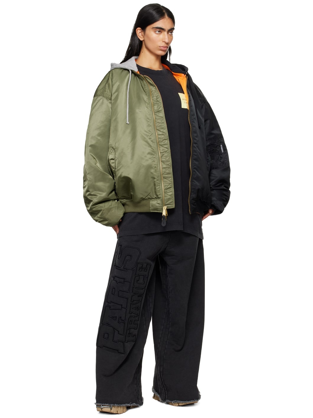 【関税込み】VETEMENTS ブラック Paris XXXL スウェットパンツ VETEMENTS Black 'Paris' XXXL Sweatpants | REVERSIBLE
