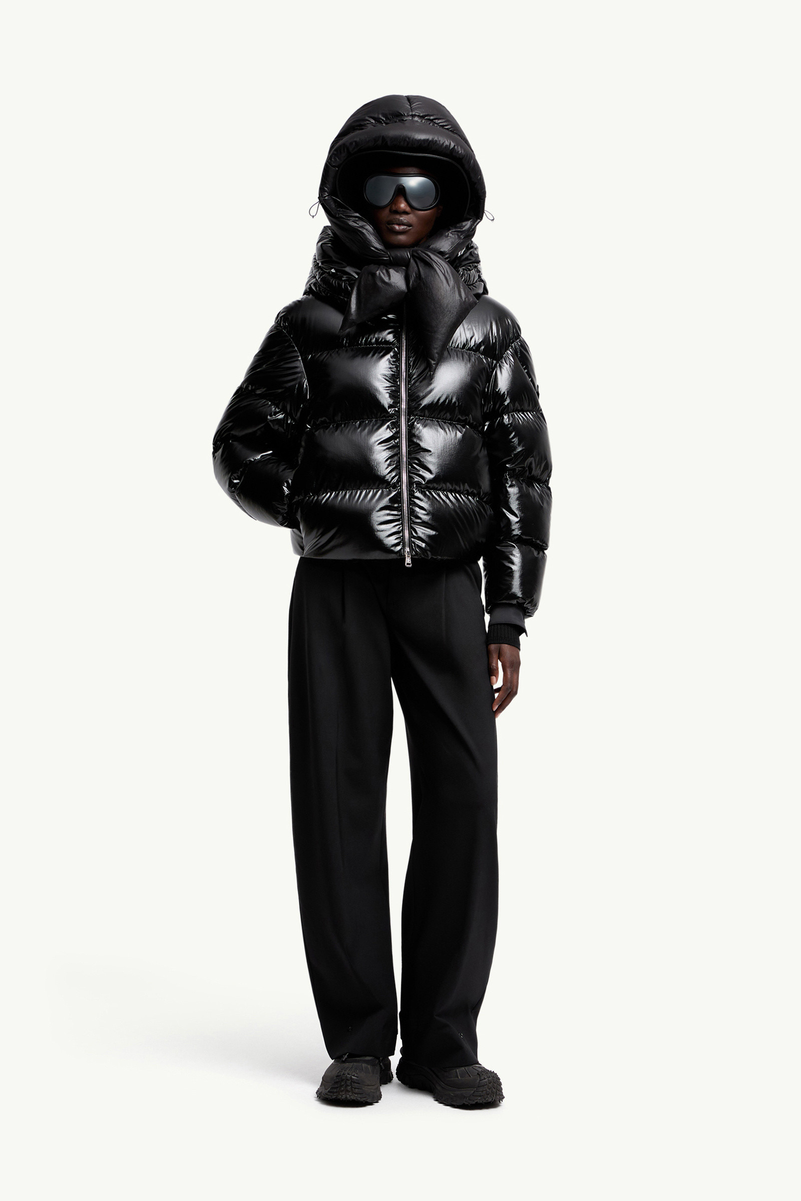 Moncler x EE72 by Edward Enninful Lothar Hooded Short Down Jacket - 2