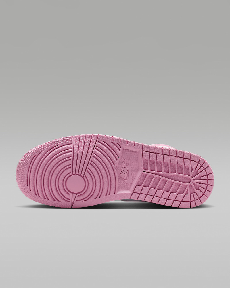 Jordan Air Jordan 1 Mid Women's Shoes outlook