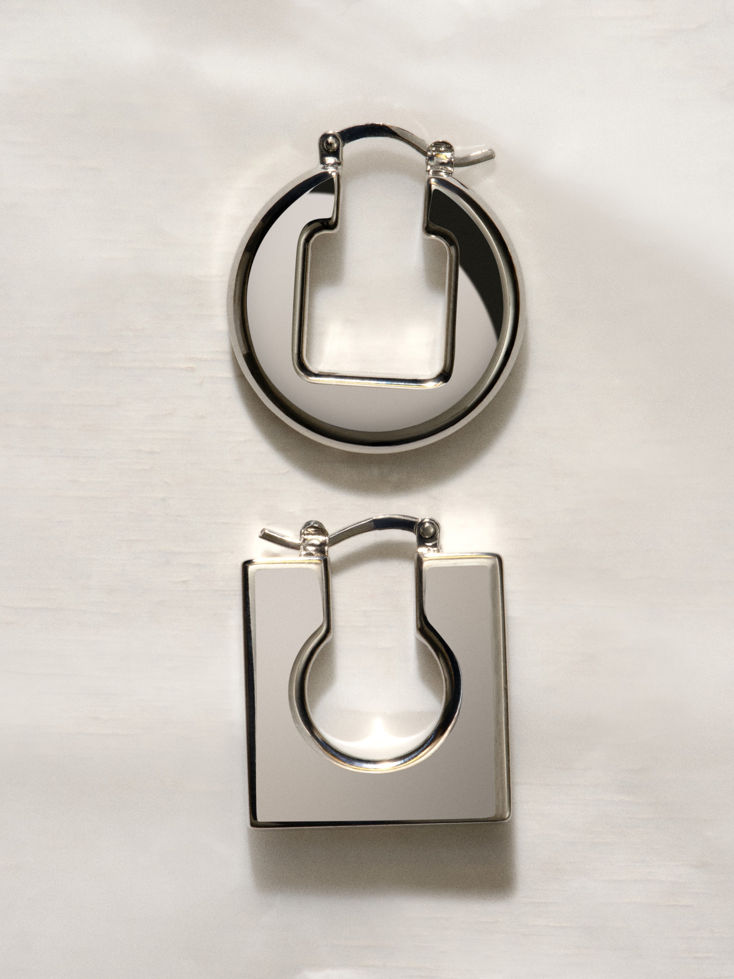 The Rond Carré earrings - 4
