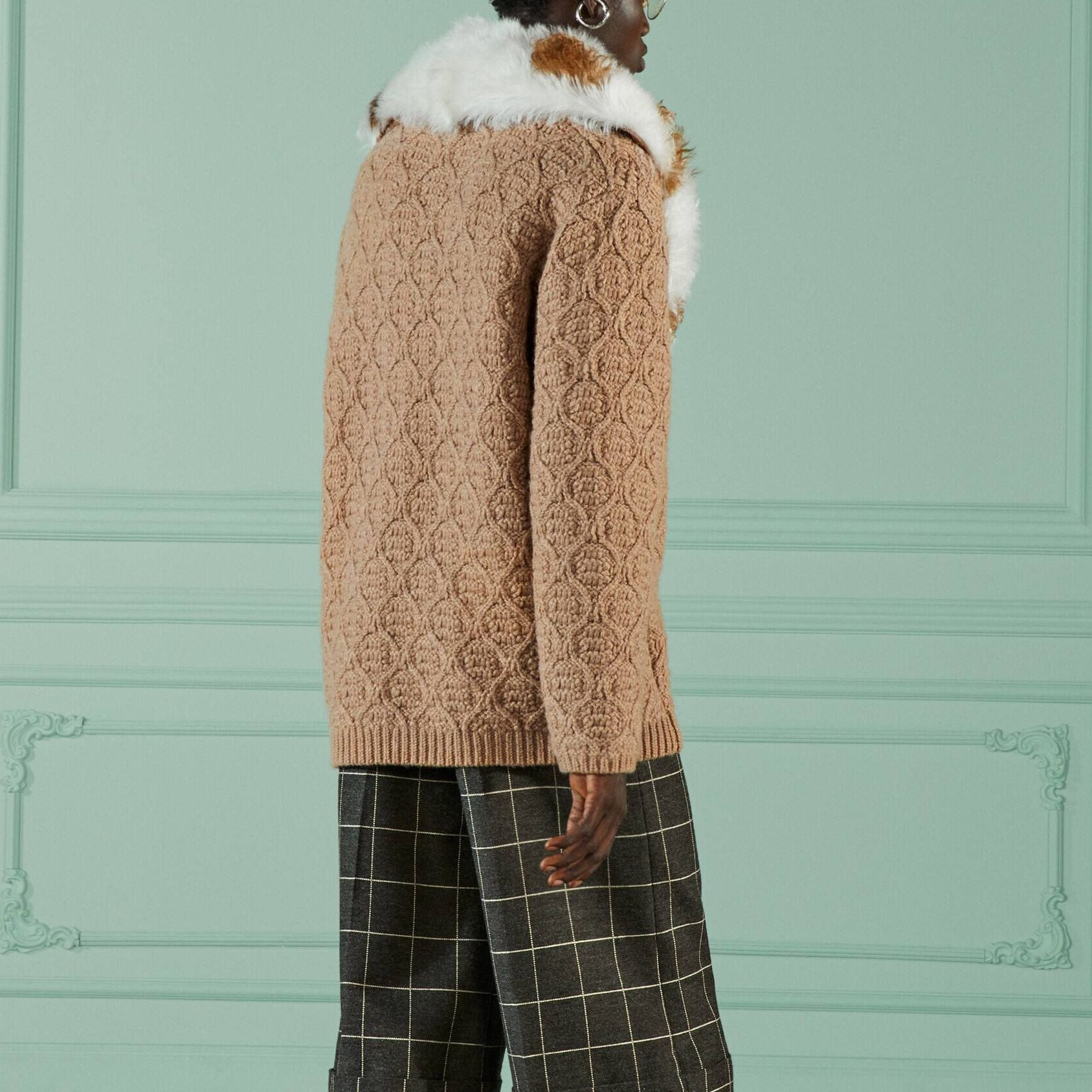 Gucci Wool Knit Coat With Shearling Collar 'Neutrals' 706756-XKCKM-2602 - 6