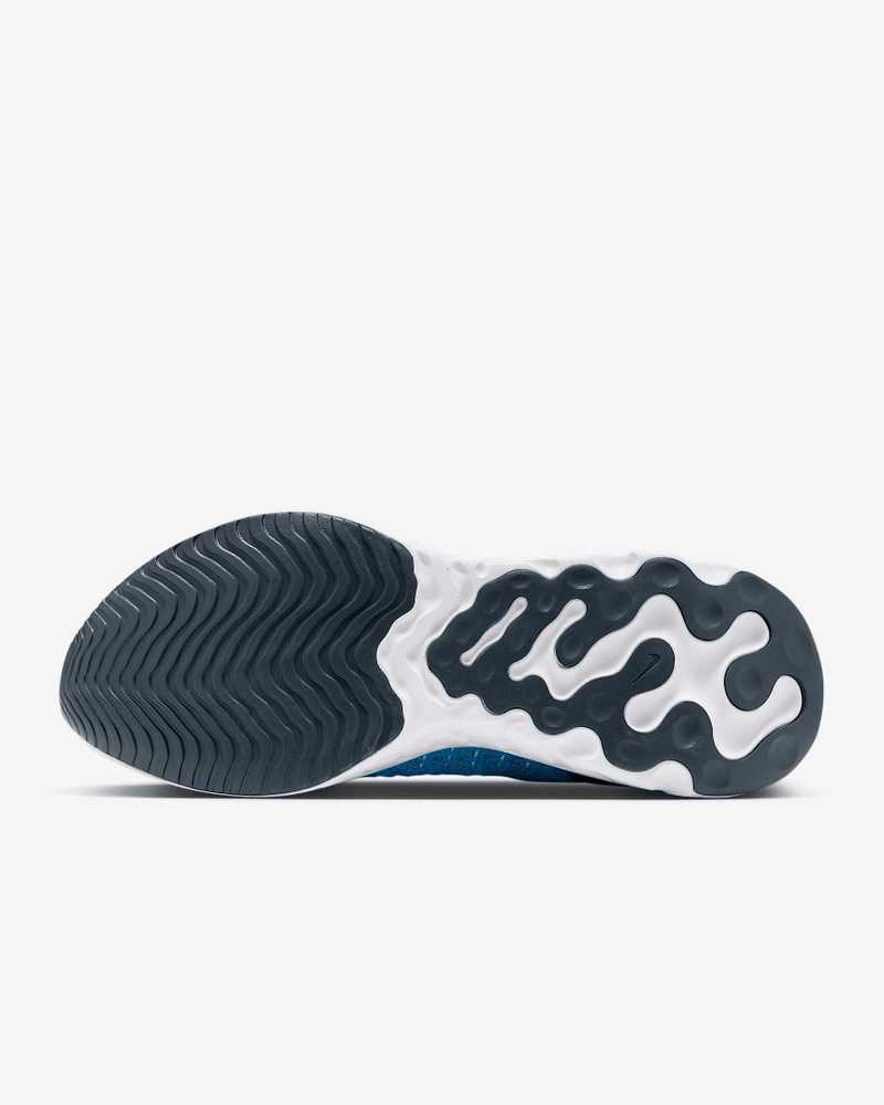 Nike Nike React Phantom Run Flyknit 2 Men's Road Running Shoes outlook