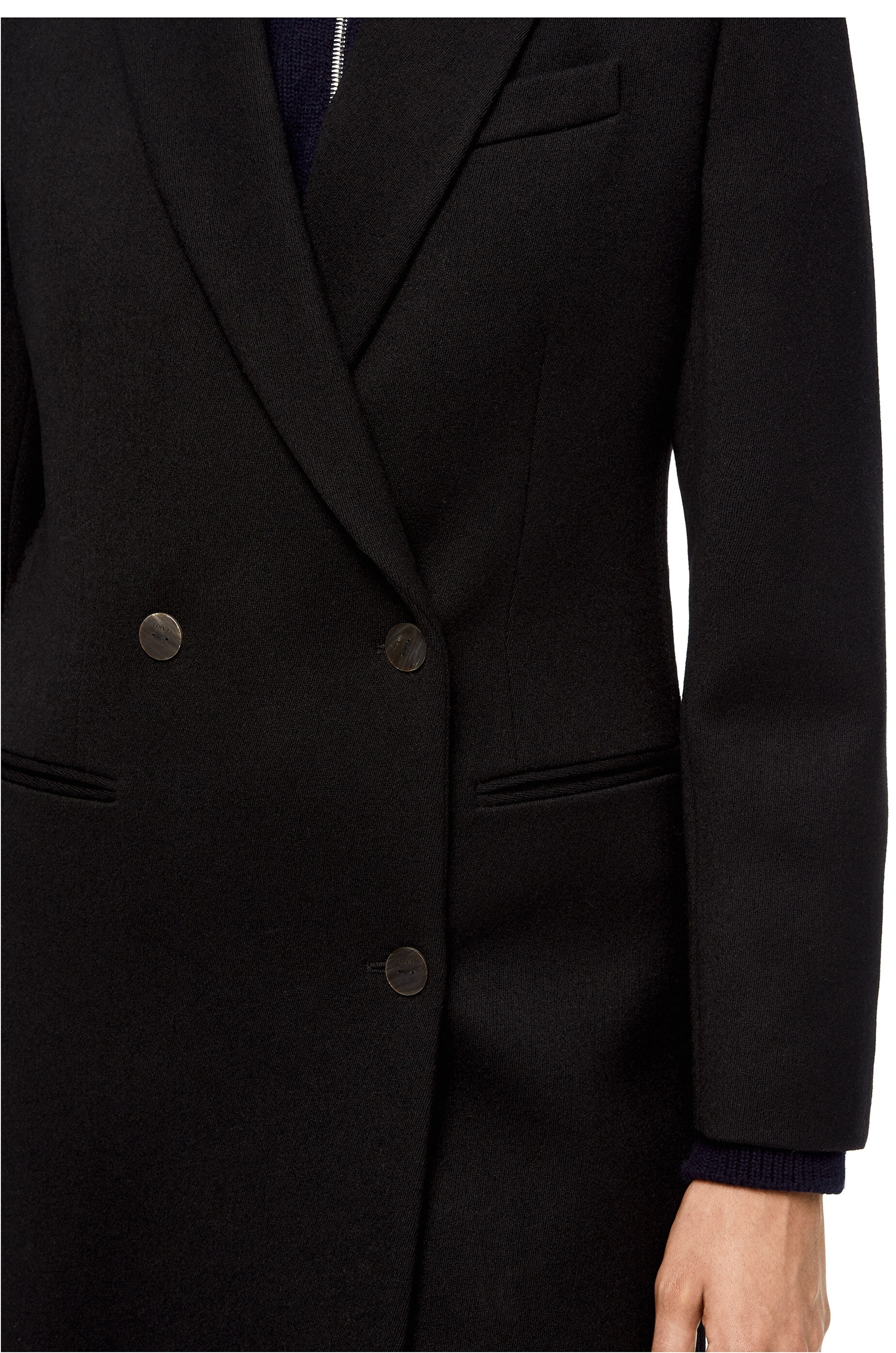 Double breasted coat in wool - 5