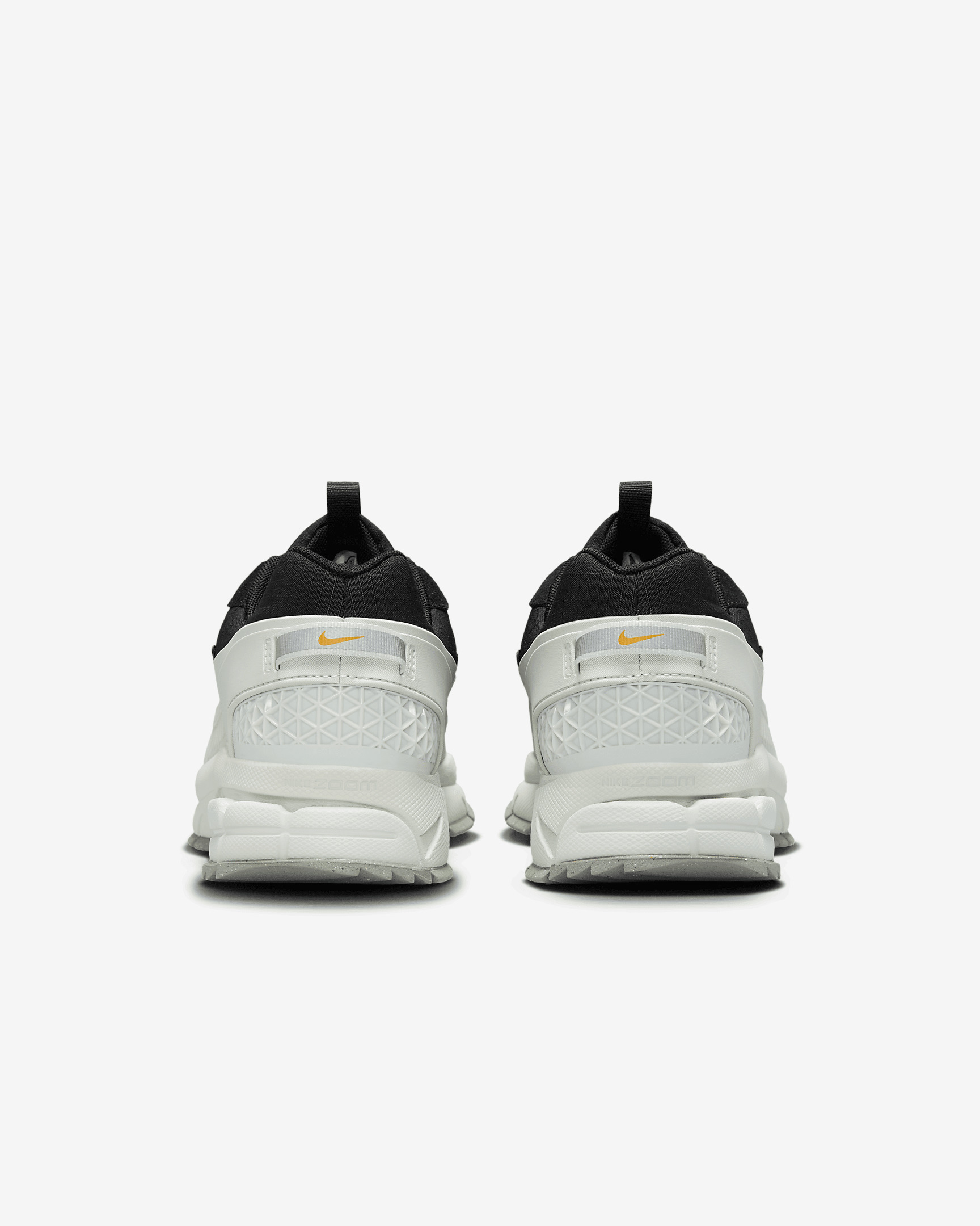 Nike Zoom Vomero Roam Men's Winterized Shoes - 6
