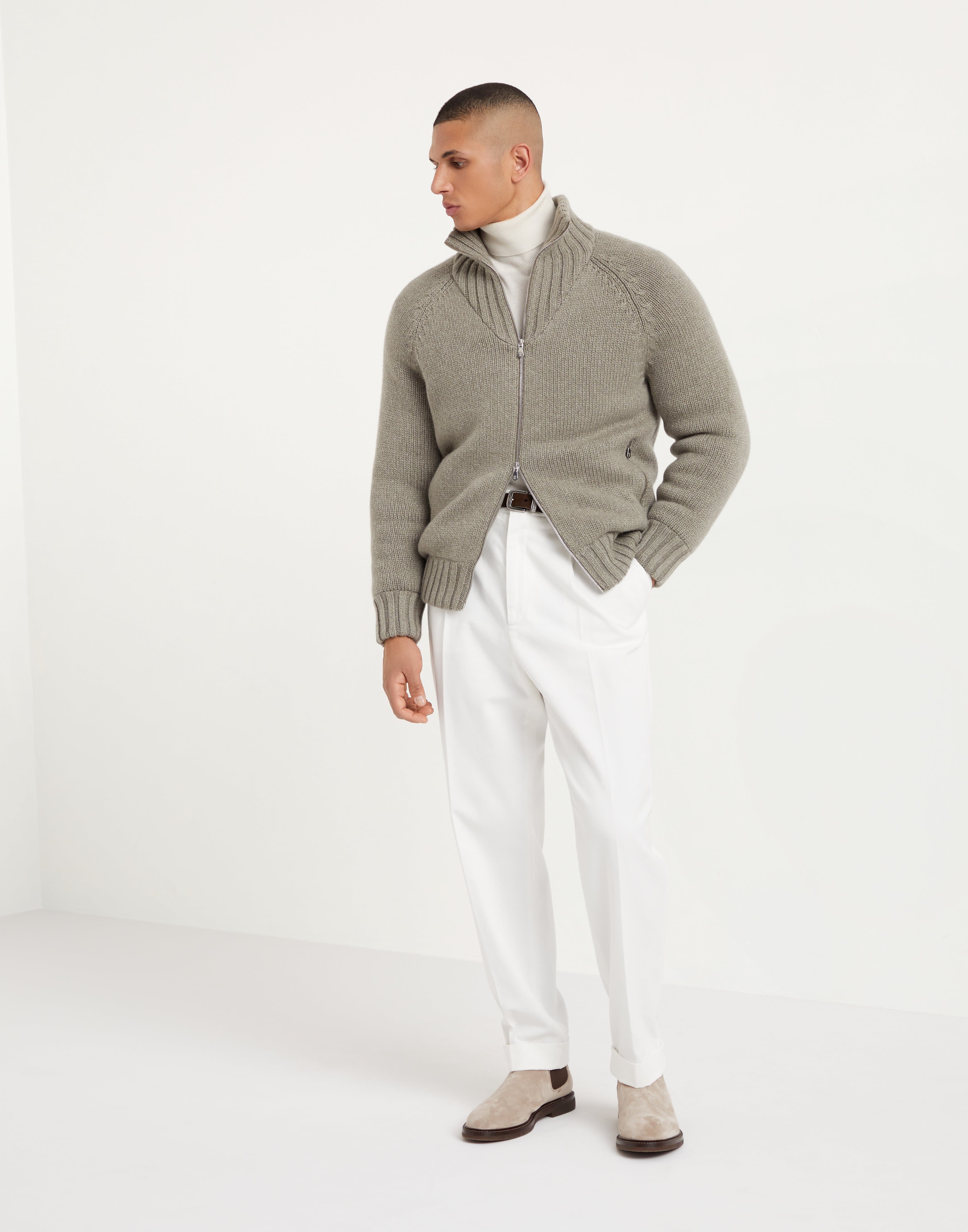 Cashmere Feather yarn knit outerwear jacket with down quilting - 5