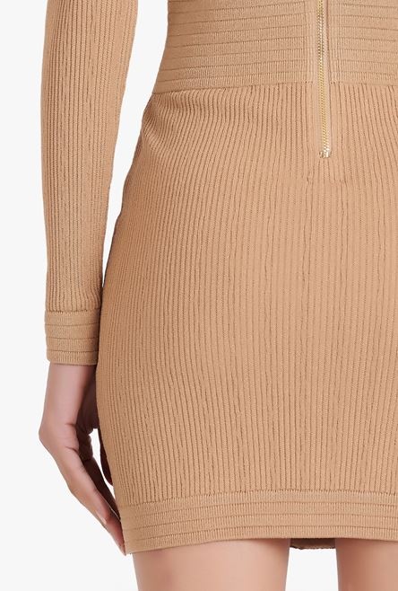 Short sand-colored eco-designed knit dress with gold-tone buttons - 10