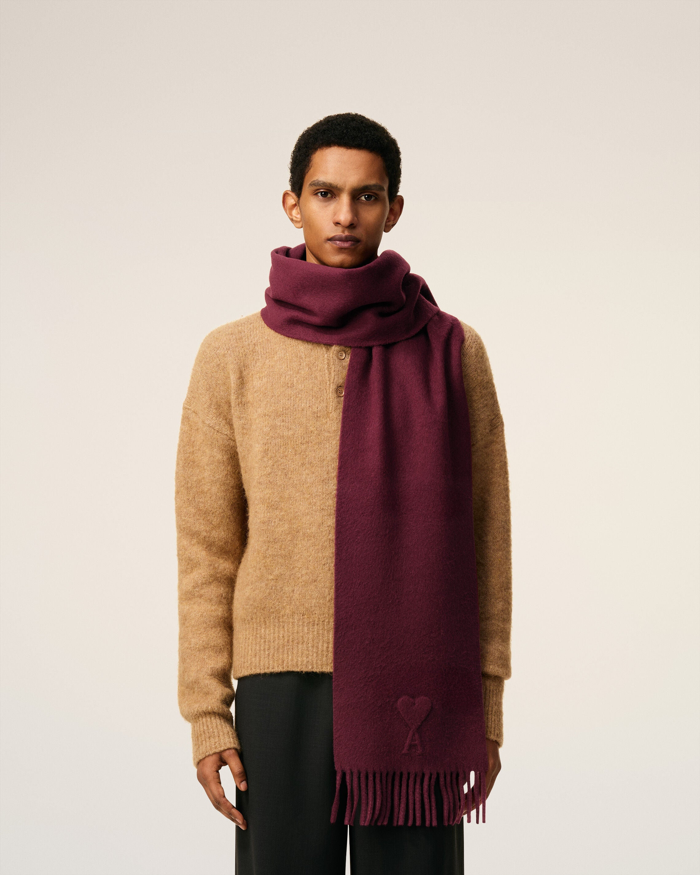 BURGUNDY  WOOL EMBOSSED AMI DE COEUR SCARF - 2