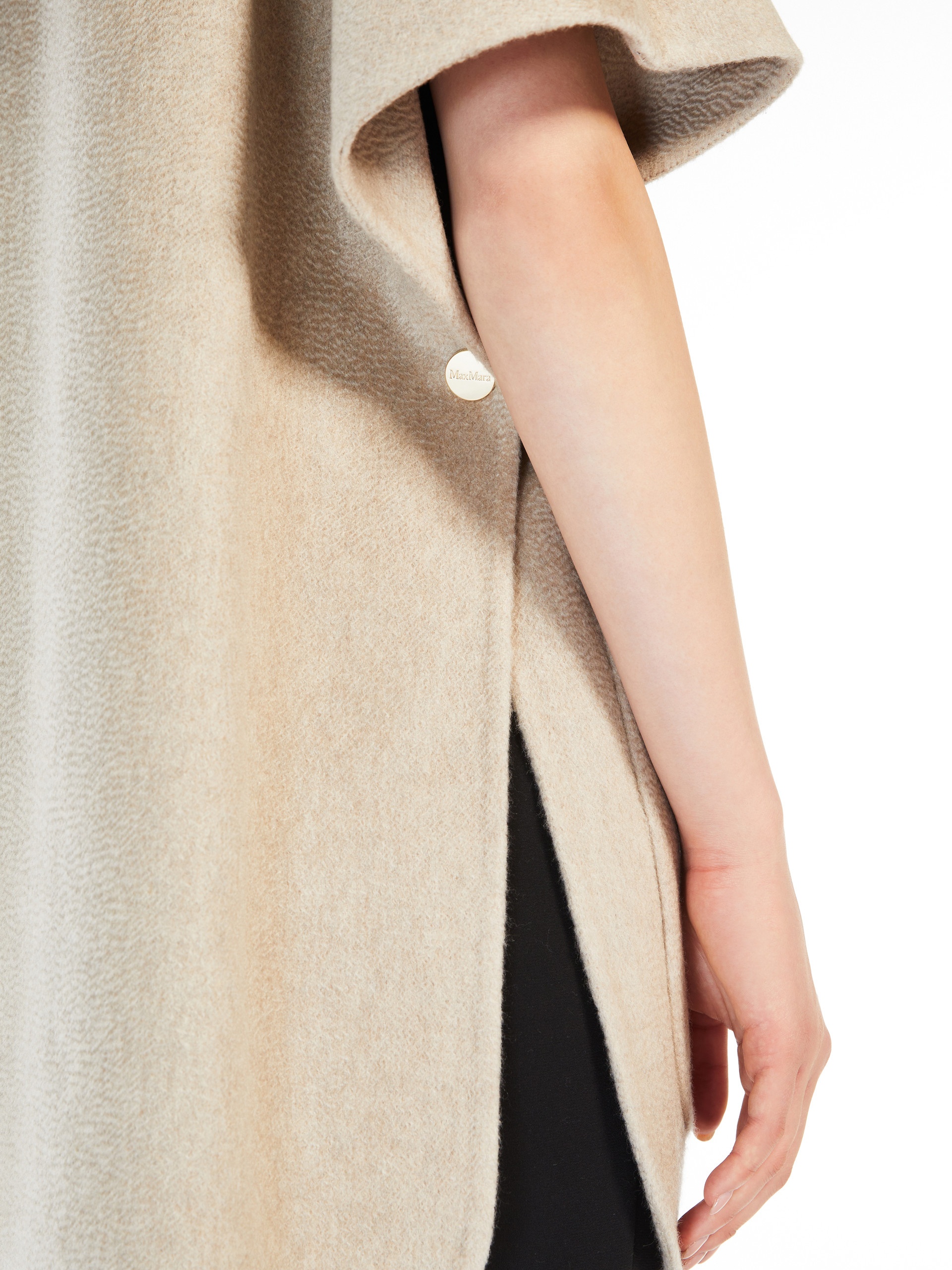 DORICO Sable-look cashmere cape - 6