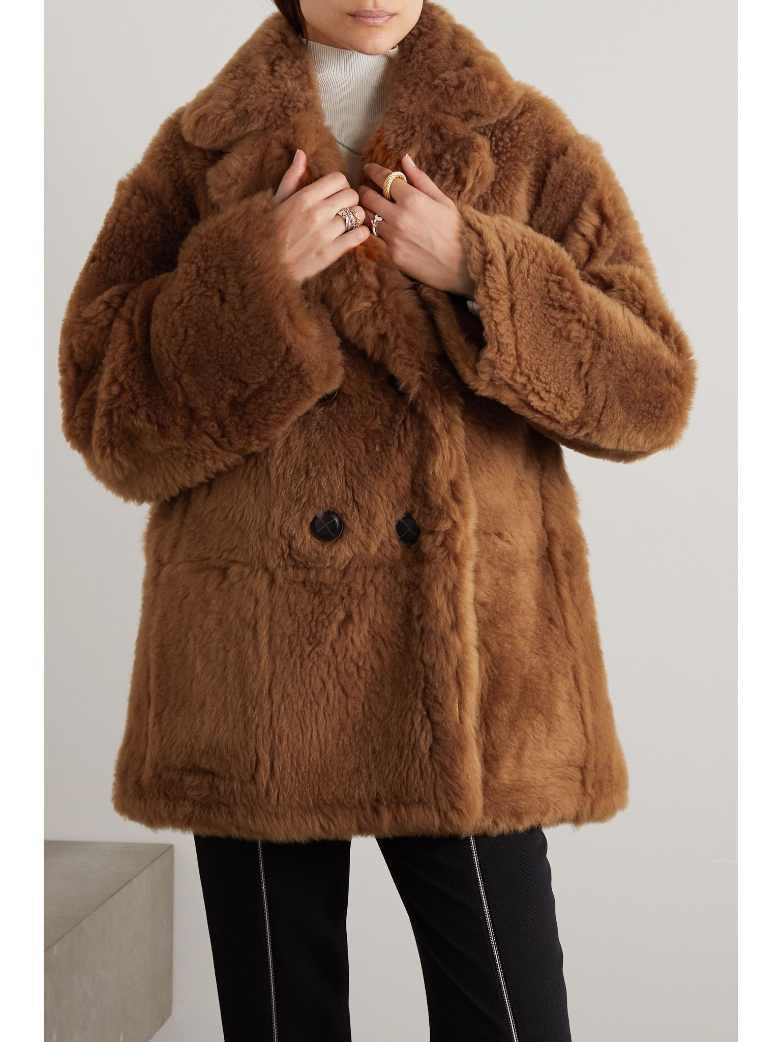 Double-breasted reversible shearling and leather coat Camel - 3