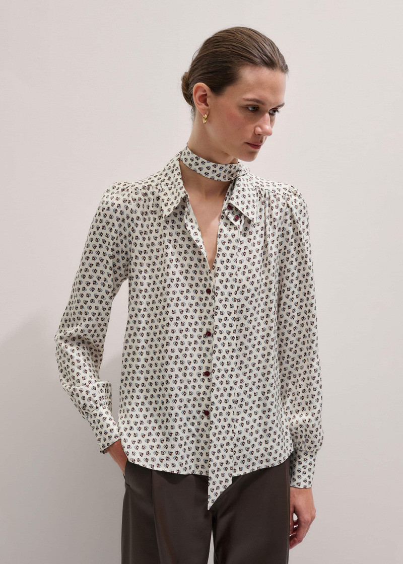 Straight Blouse + Tie 6