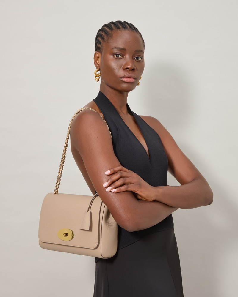 Mulberry Medium Lily
Crumpet Small Classic Grain outlook