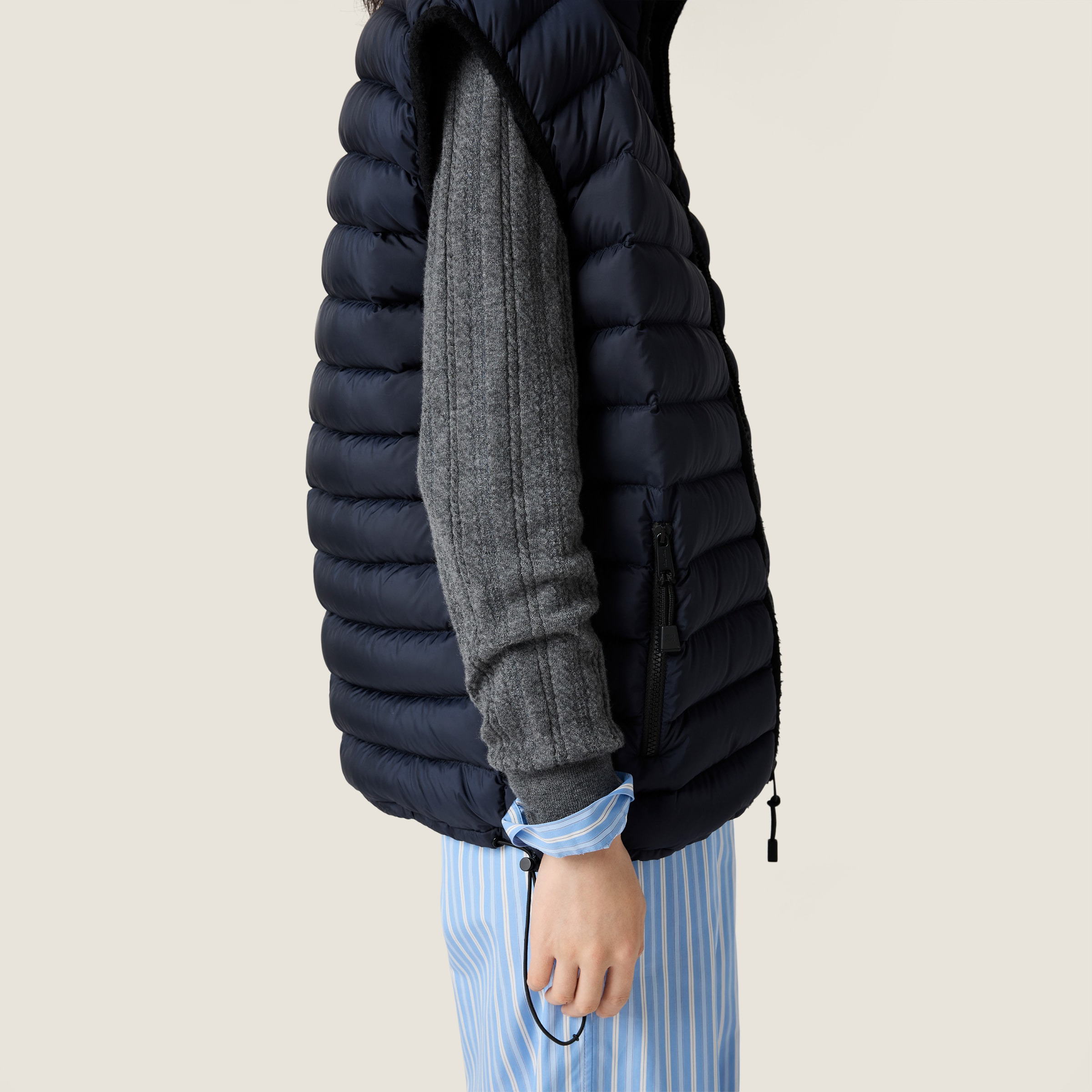 Light pongé down vest - 6