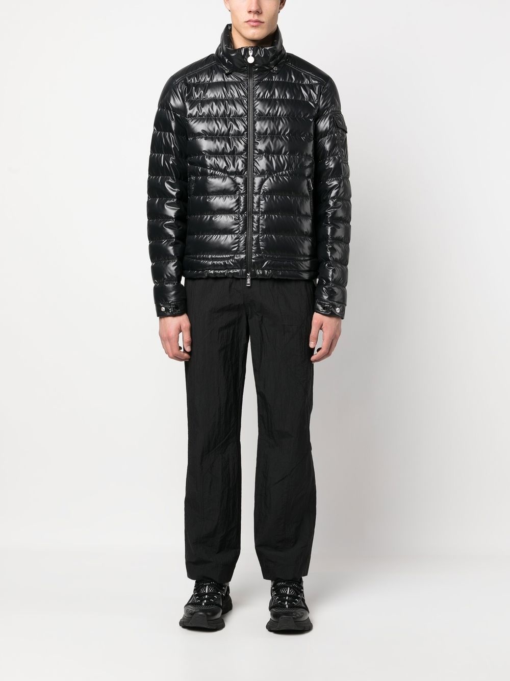 MONCLER テリクロスロコシャカトハテットシレ 8G0003989AX9 034 Moncler logo-patch padded down jacket | farfetch | REVERSIBLE