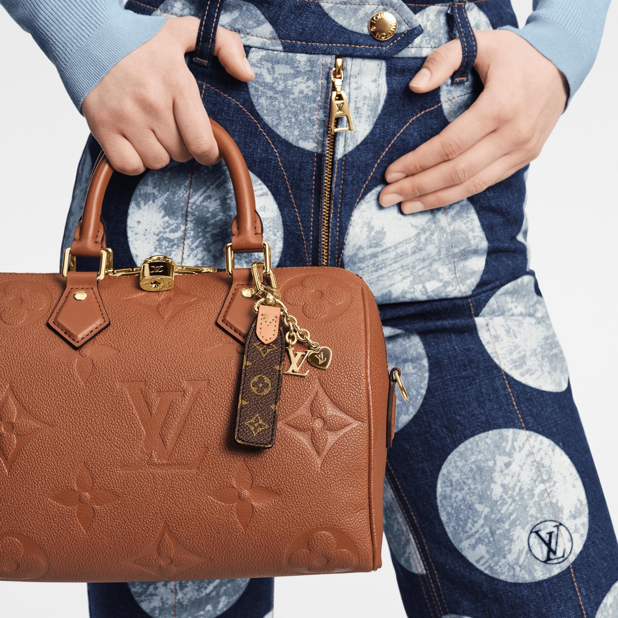 新作★Louis Vuitton キーホルダー LV CHERISHED TAB LV Cherished Tab Key Holder S00 - Women - Accessories