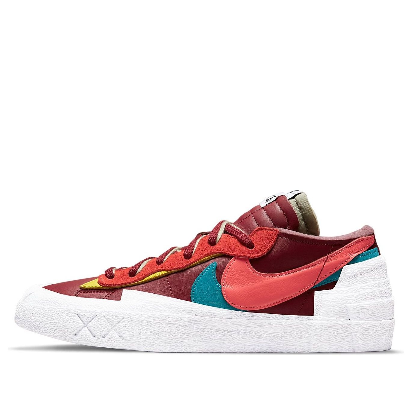 Nike KAWS x sacai x Blazer Low 'Team Red' DM7901-600 - 1