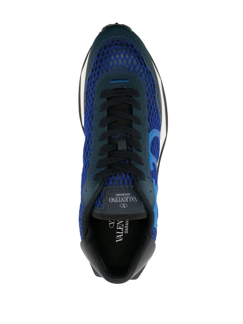 VLogo Signature low-top sneakers 4